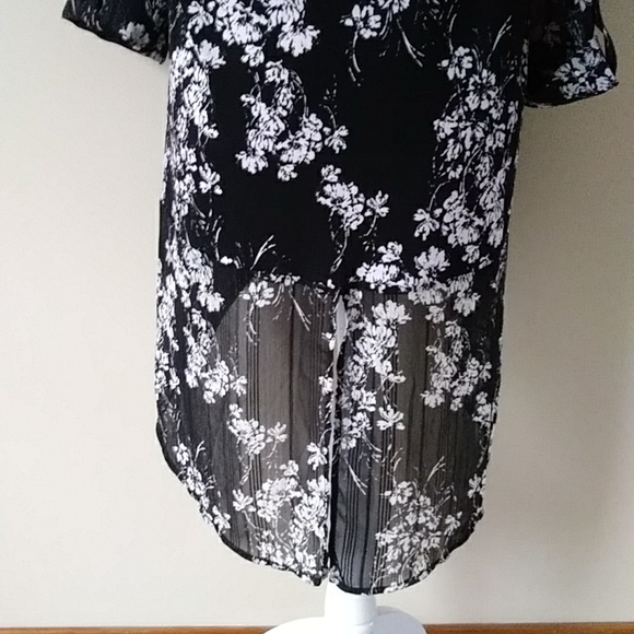 Roz & Ali Floral High Low Tunic Top L Black White - Picture 9 of 16